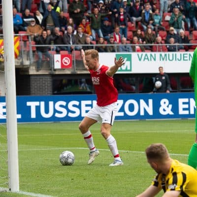 AZ neemt het tegen Vitesse op zonder de geschorste Clasie