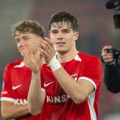 De media stonden de afgelopen dagen weer vol met berichten over Wouter Goes. Op social media was de 20-jarige verdediger de gebeten hond. Mannen die qua leeftijd volwassen zouden moeten zijn, verdringen zich bijna om online in te hakken op de talentvolle verdediger.